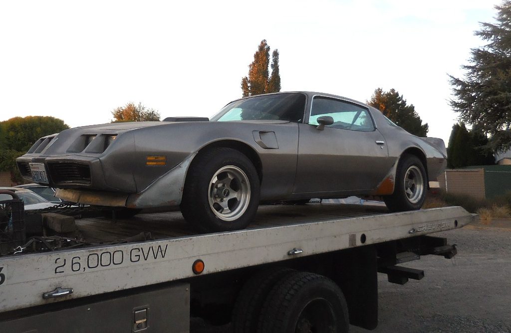 1979 Trans Am, strong running rebuilt Pontiac 455 engine w/Turbo 400 trans, RARE 4 wheel disc brake option ( first year), posi rearend, tilt, A/C, power door locks, black interior, nice exhaust, includes original factory 15x8" snowflake rims. Minor rear quarter rust.  $5,000  n-487  Sorry, this one is sold!