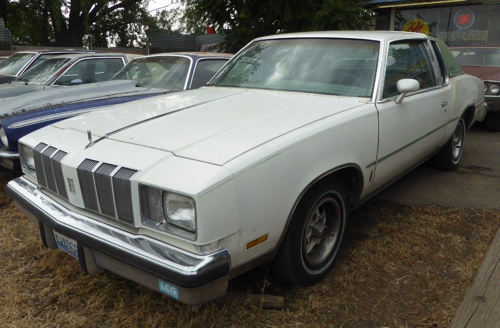1978 Cutlass Supreme Brougham  260 V-8 clean and straight, Rallies loaded w/options, $1,850   n-504
