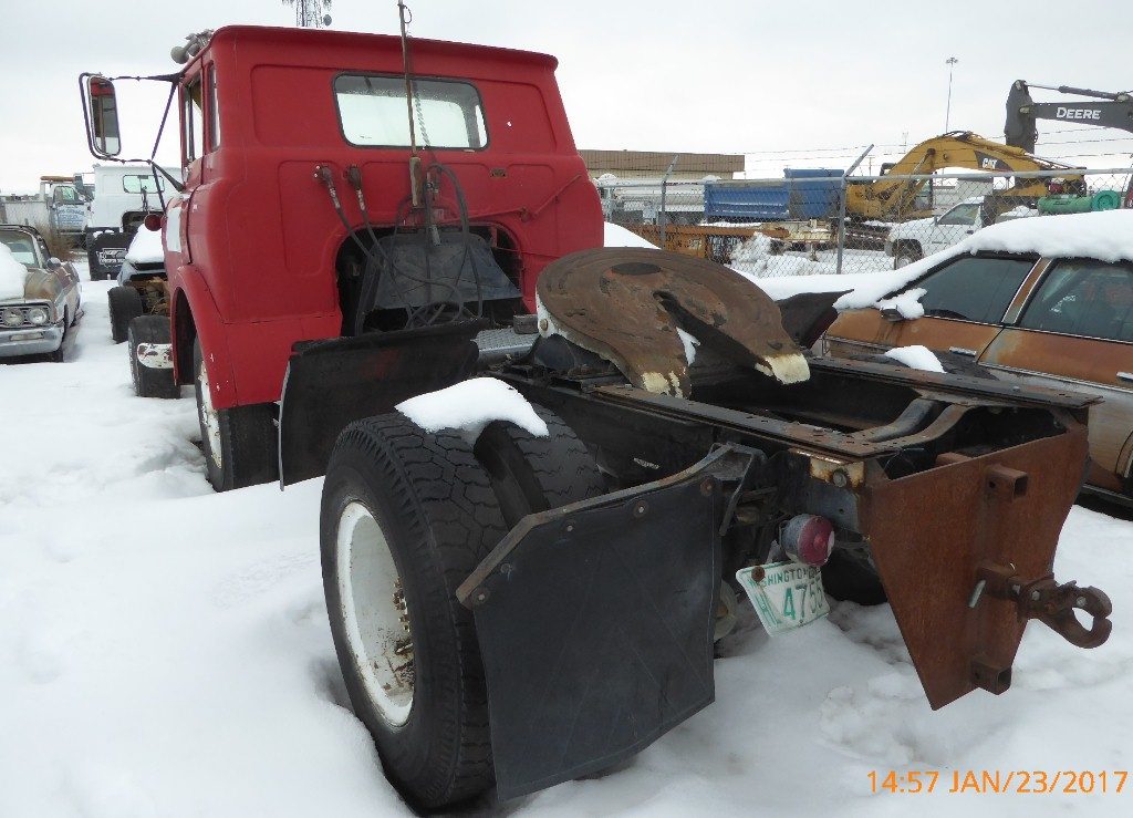 1966 GMC cabover short wheelbase tractor 401 cubic inch V-6, 5 speed manual, air brakes. Runs good, straight, not rusty has 5th wheel and pintle hitch $2,750 n-521