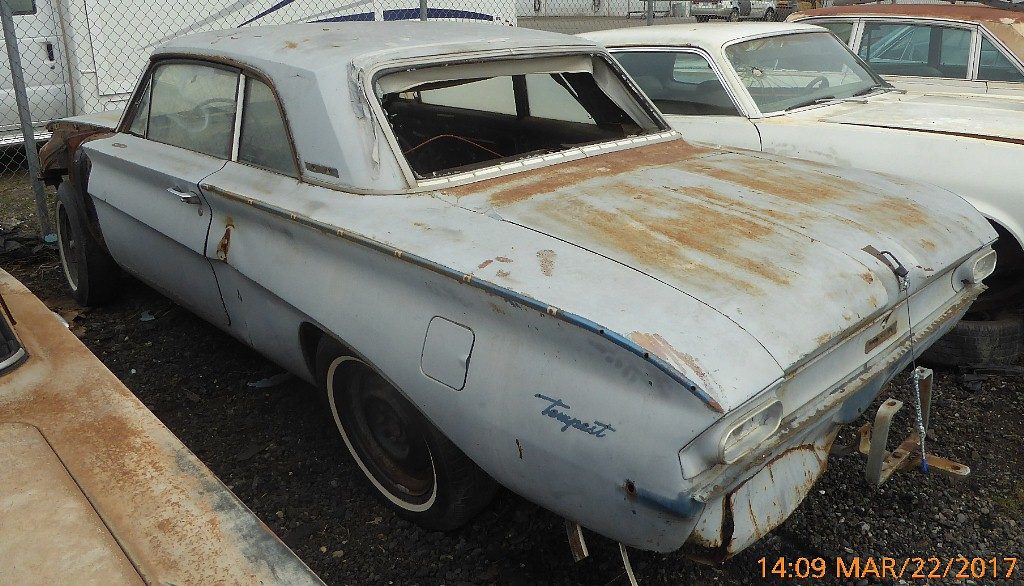 1962 LeMans 2 dr sedan no engine or trans, rough and rusty great parts car. n-531